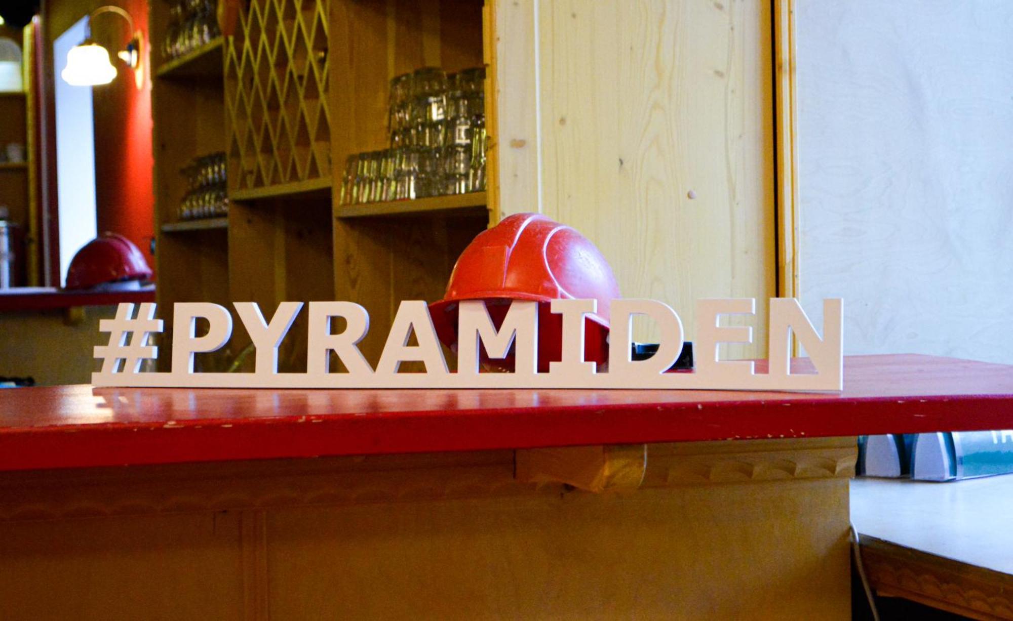Hotel Pyramiden المظهر الخارجي الصورة